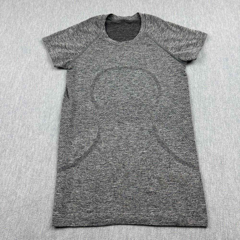 Lululemon Shirt Womens 6 Gray Heather Swiftly Tech Yoga Gym Short Sleeve Active